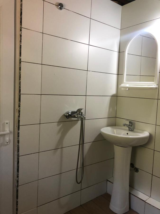 Guest House Ledio Valbone Luaran gambar